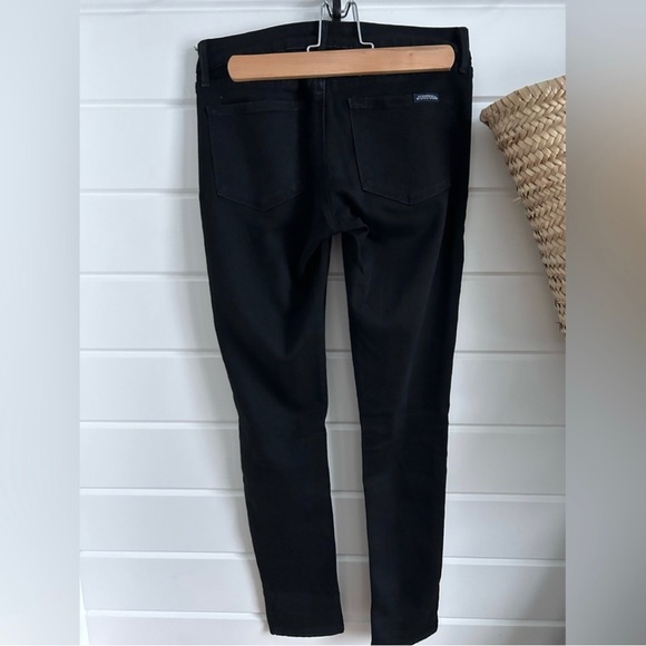 Just USA Skinny Black Distressed Jeans - Picture 4 of 7